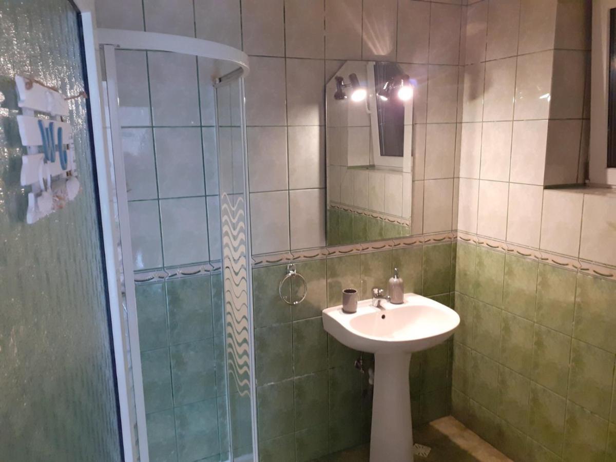 Villa Casa Lui Marc Orşova Esterno foto