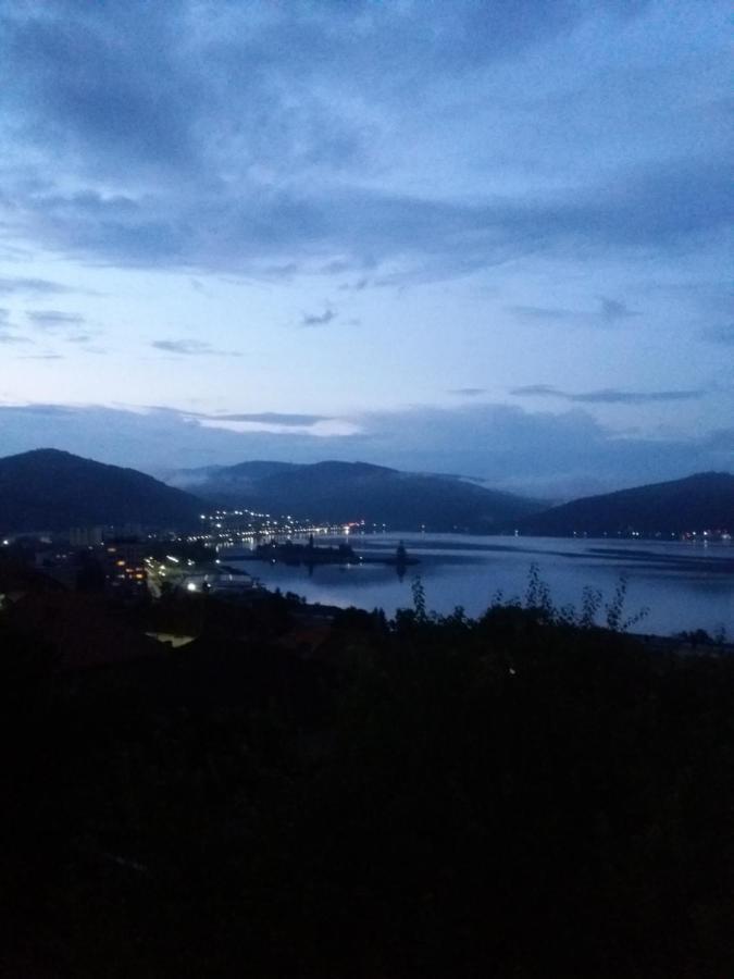 Villa Casa Lui Marc Orşova Esterno foto