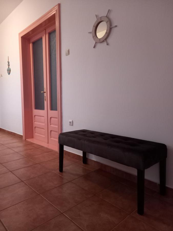 Villa Casa Lui Marc Orşova Esterno foto