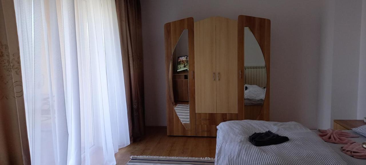 Villa Casa Lui Marc Orşova Esterno foto